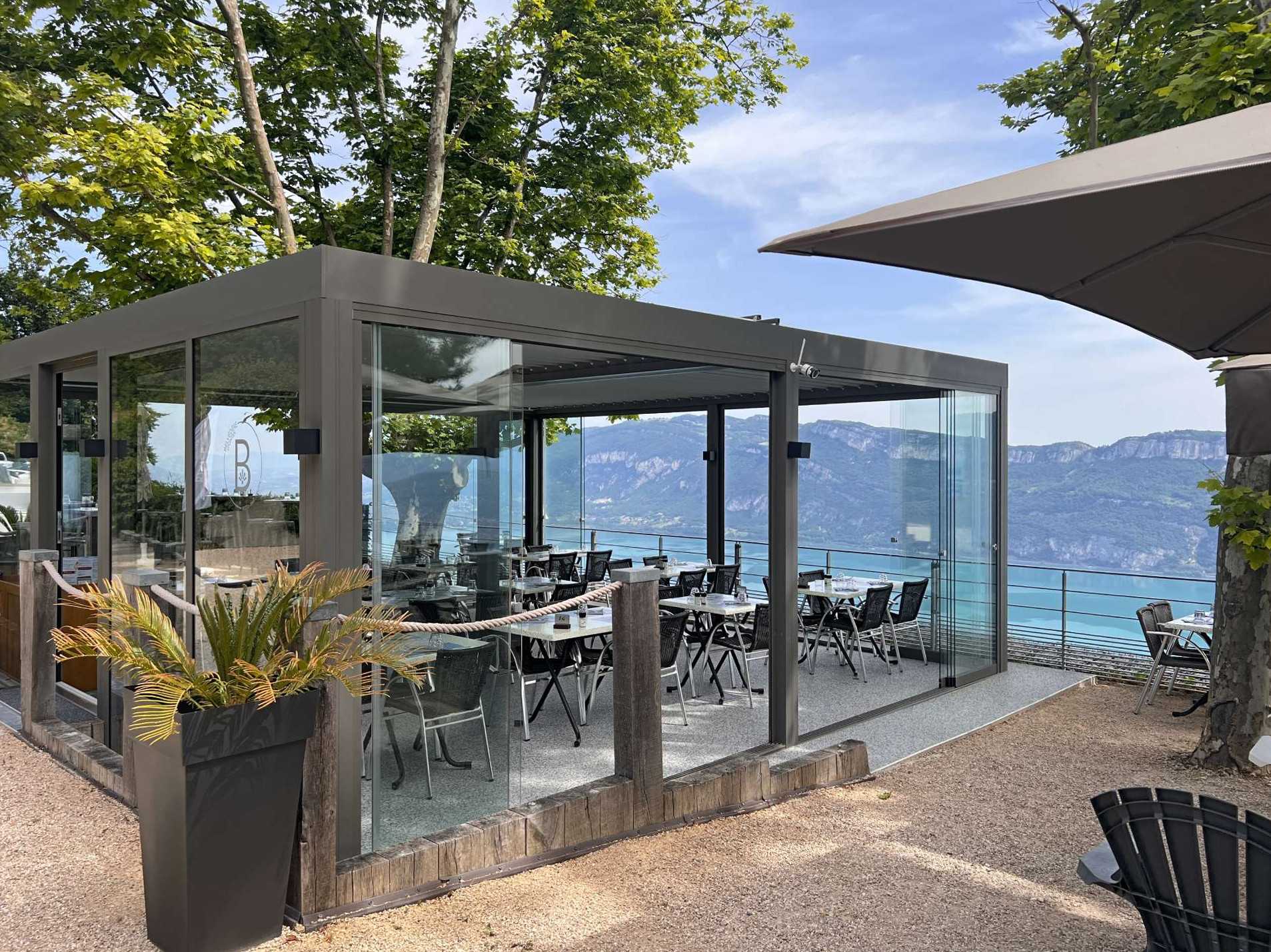 terrasse-couverte-restaurant-lac-bourget