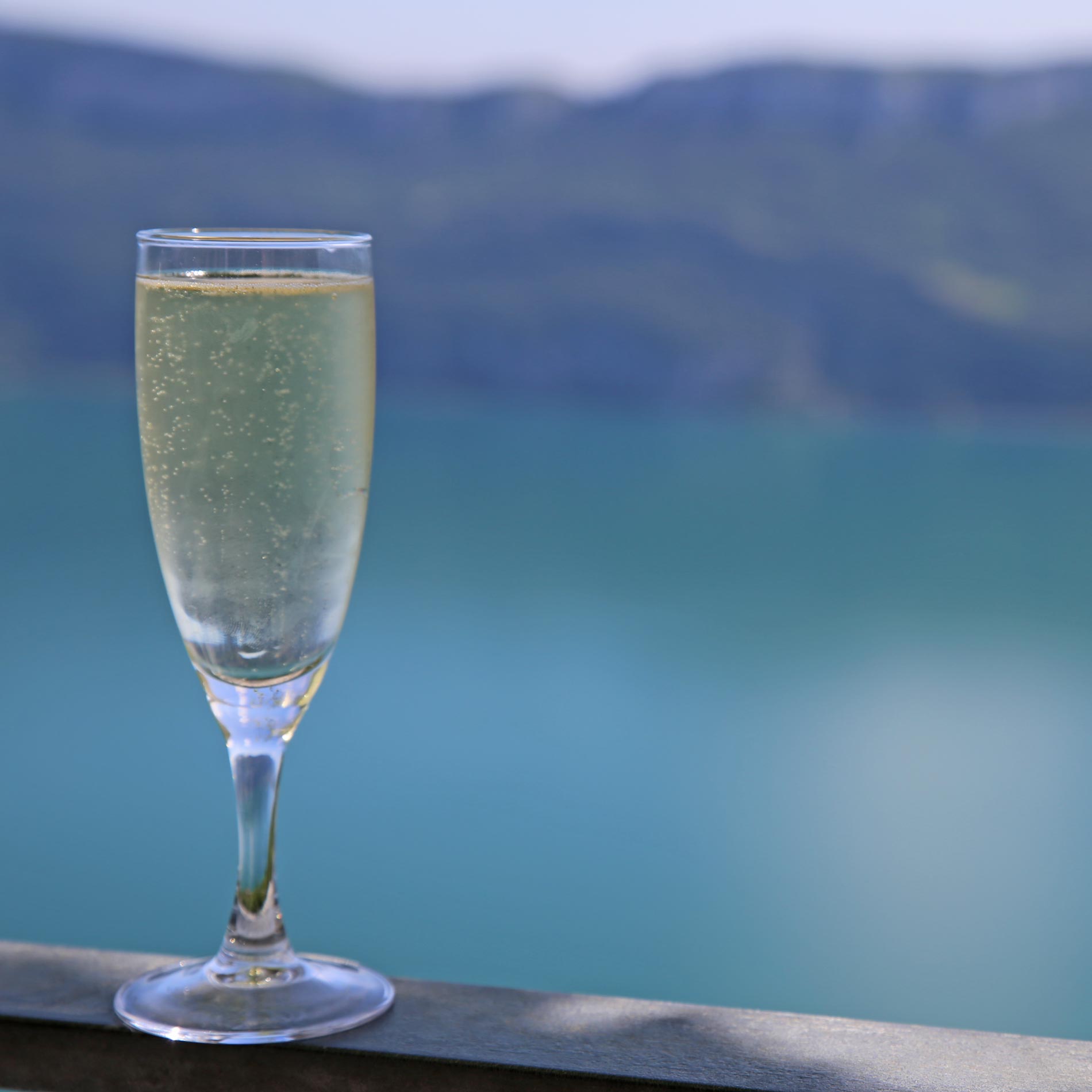 verre-de-vin-terrasse-restaurant-belvédère-ontex